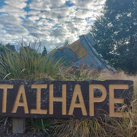 Duxhouse Bnb Taihape Exteriör bild